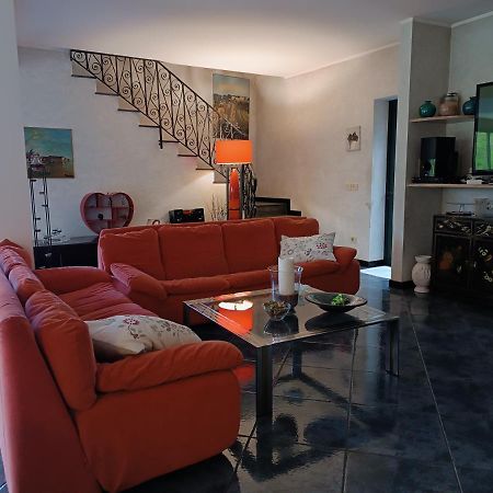 Pietrasanta - Versilia - Villa Arzilla Garden Con Piscina Тонфано Экстерьер фото