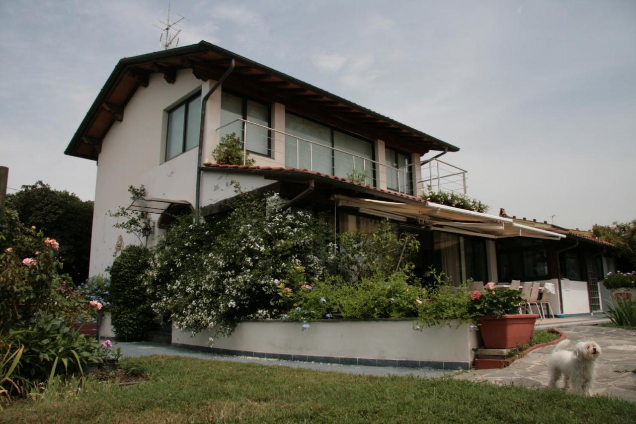 Pietrasanta - Versilia - Villa Arzilla Garden Con Piscina Тонфано Экстерьер фото